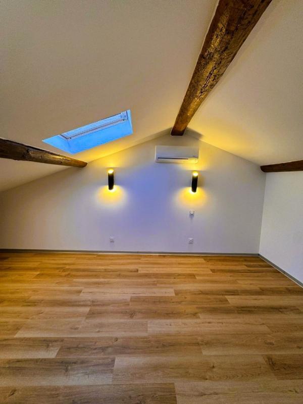 Appartement - 110 m² - 4 pièces