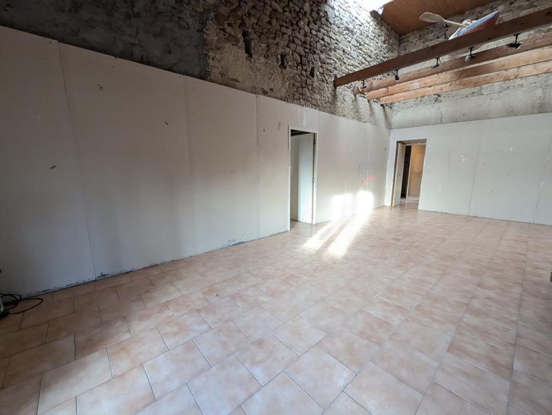 Maison - 327 m² - 10 pièces