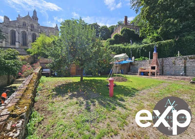 Maison - 163 m² - 7 pièces