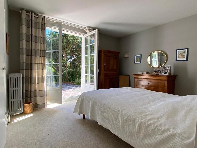 Maison - 218 m² - 7 pièces