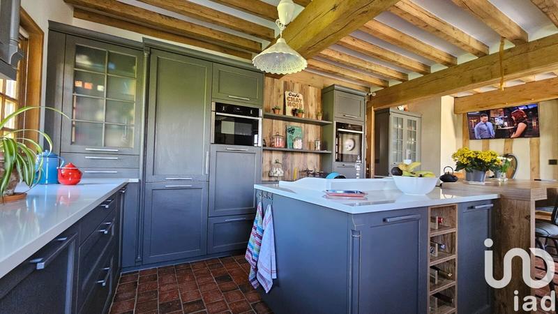 Maison - 262 m² - 8 pièces