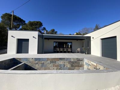 Maison - 140 m² - 6 pièces