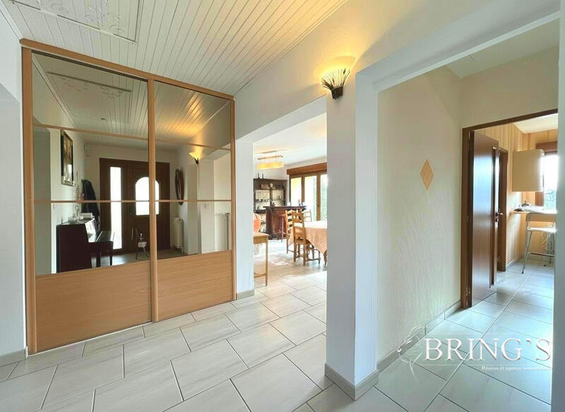 Maison - 148 m² - 7 pièces