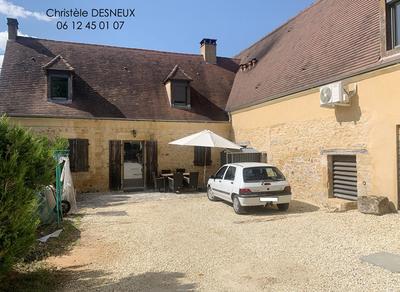 Maison - 230 m² - 10 pièces