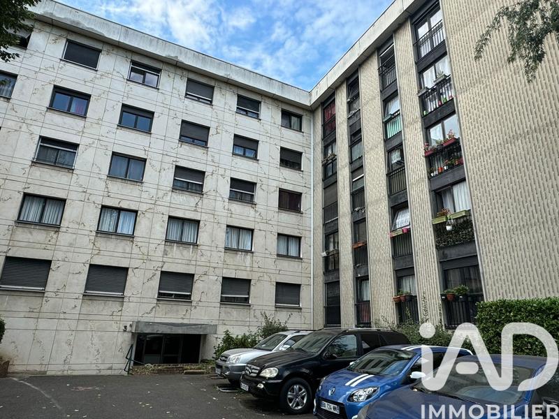 Appartement - 80 m² - 5 pièces
