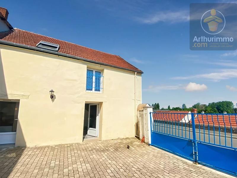 Maison - 186 m² - 8 pièces