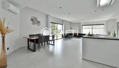 Maison - 135 m² - 6 pièces