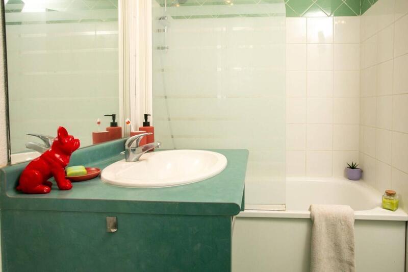 Studio - 25 m² - 1 pièce