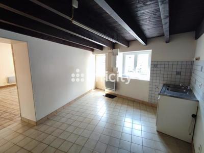 Maison - 102 m² - 4 pièces