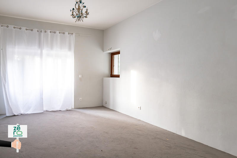 Maison - 181 m² - 6 pièces