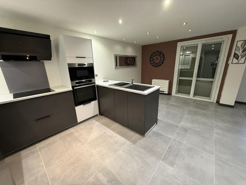 Pavillon - 83 m² - 4 pièces