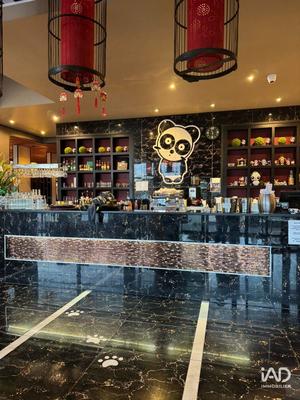 Local commercial - 1 600 m²