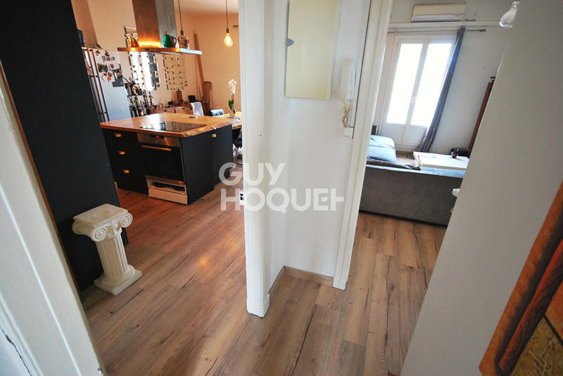 Appartement - 85 m² - 5 pièces