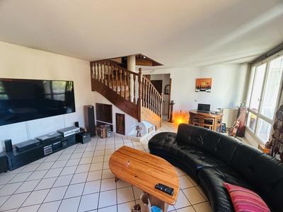 Appartement - 91 m² - 5 pièces
