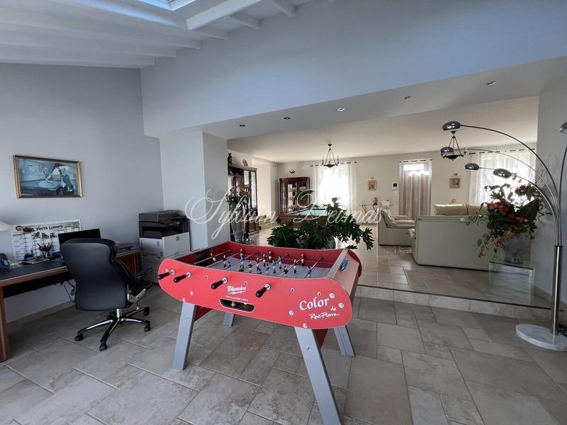 Longère - 500 m² - 8 pièces