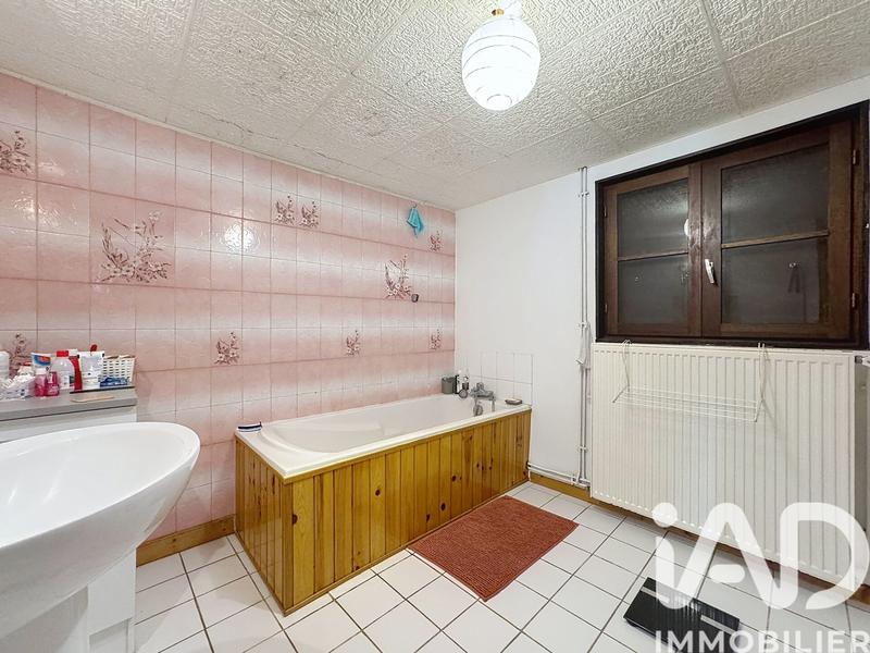 Maison - 165 m² - 8 pièces