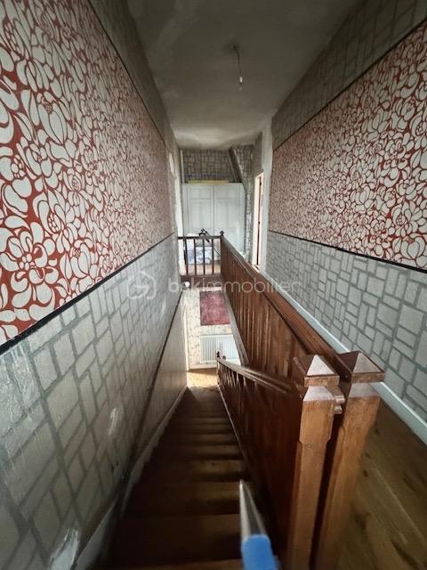 Demeure - 245 m² - 10 pièces