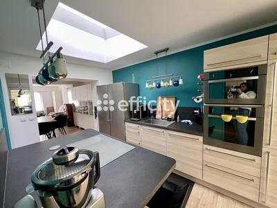 Maison - 84 m² - 4 pièces