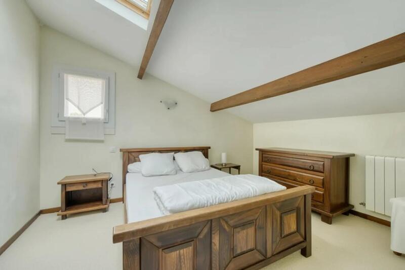 Demeure - 307 m² - 5 pièces