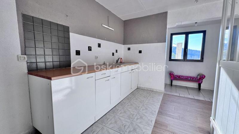 Villa - 97 m² - 6 pièces