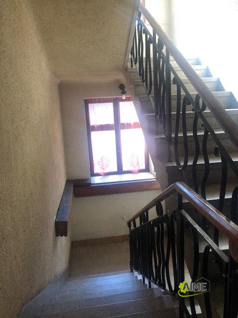 Maison - 192 m² - 9 pièces