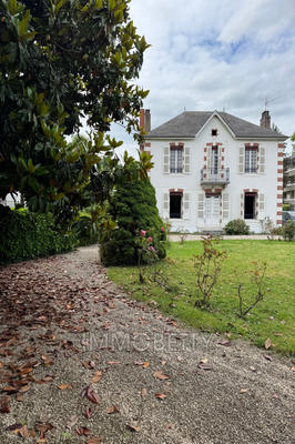 Maison - 164 m² - 6 pièces