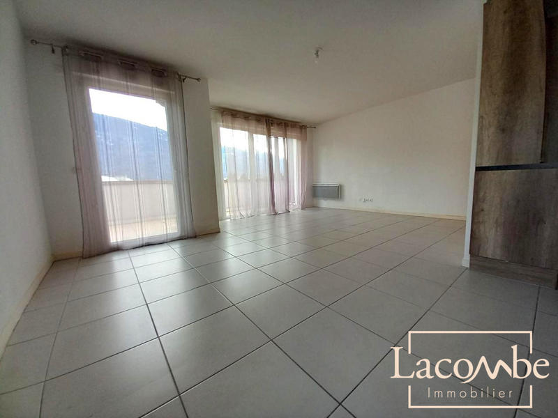 Appartement - 85 m² - 4 pièces