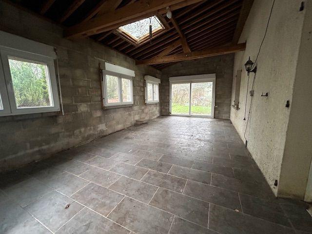 Maison - 90 m² - 3 pièces