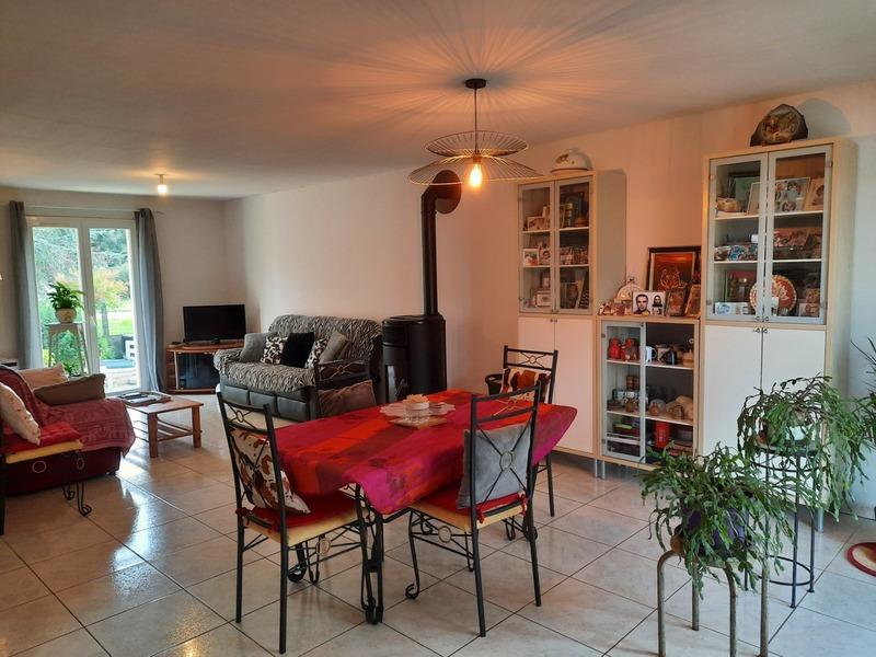 Maison - 92 m² - 4 pièces