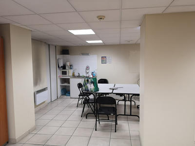 Local commercial - 265 m² - 2 pièces