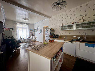 Maison - 123 m² - 7 pièces