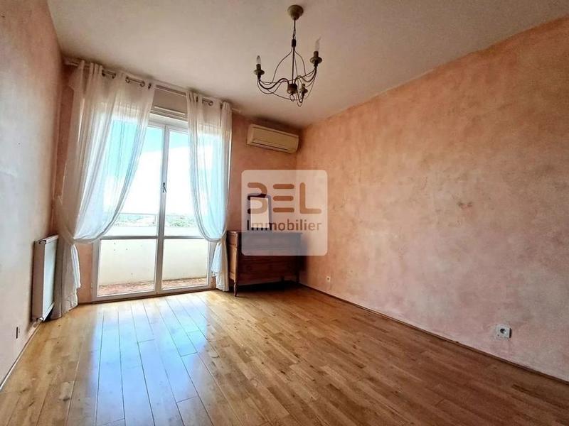 Appartement - 81 m² - 3 pièces