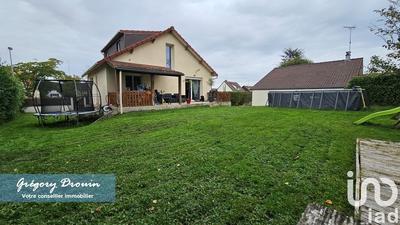 Maison - 90 m² - 4 pièces