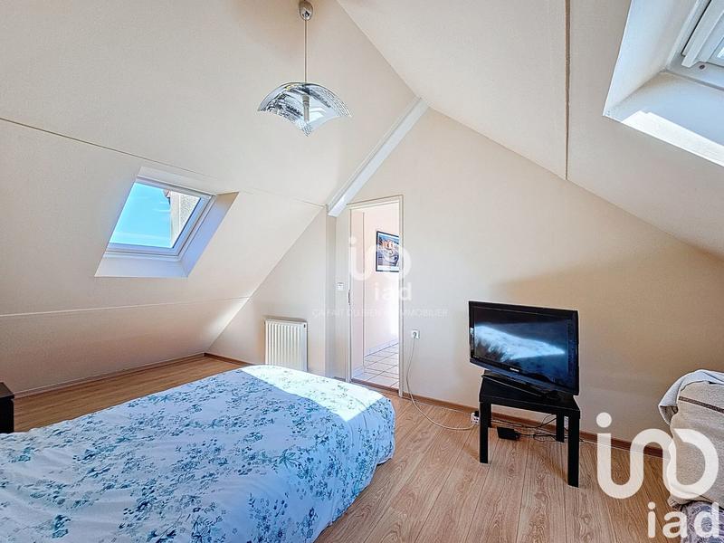 Maison - 220 m² - 9 pièces