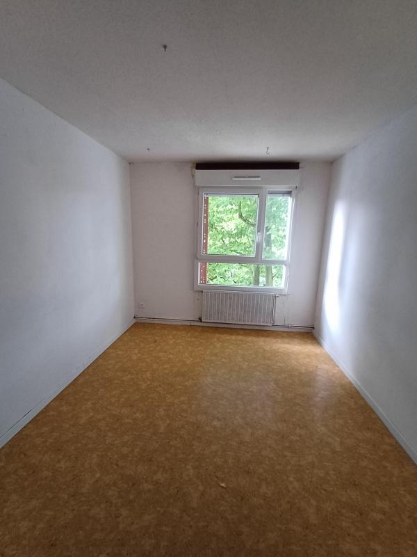 Appartement ancien - 77 m² - 3 pièces