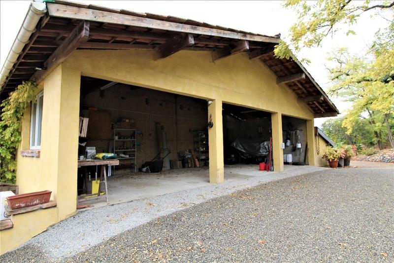 Demeure - 340 m² - 12 pièces