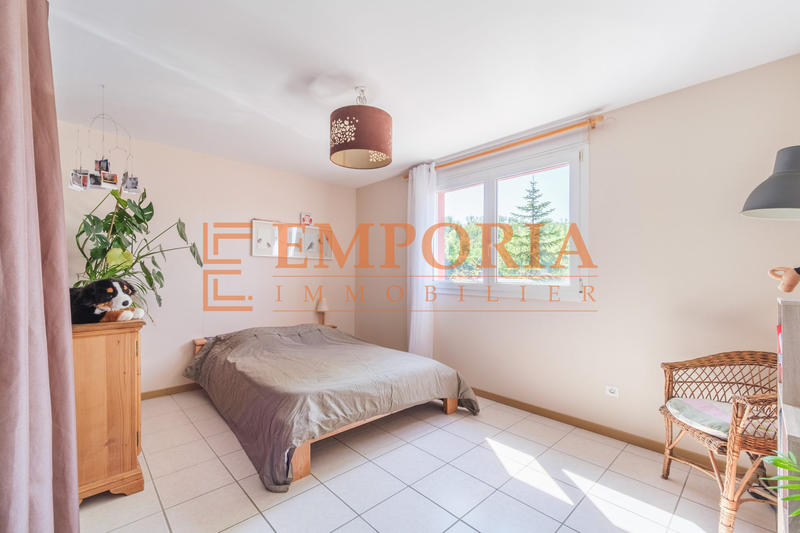 Maison - 175 m² - 8 pièces