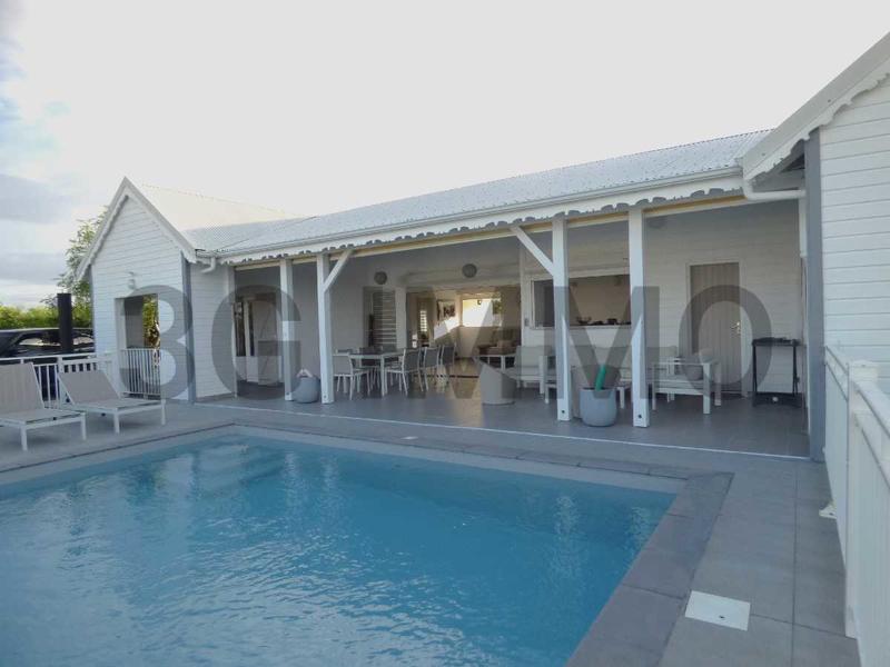 Maison - 112 m² - 5 pièces