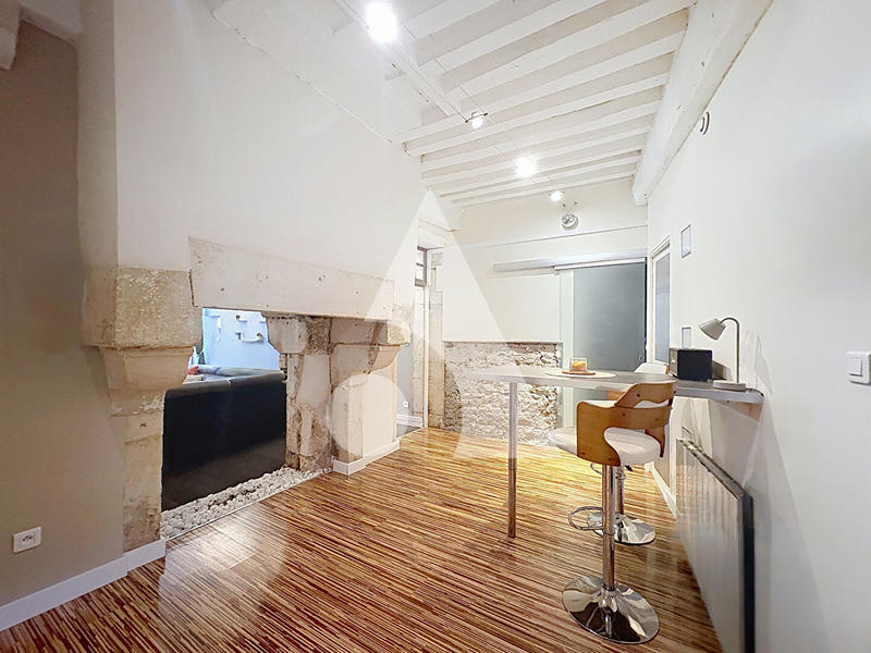 Appartement - 80 m² - 3 pièces