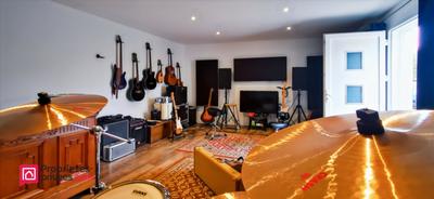 Maison - 149 m² - 6 pièces