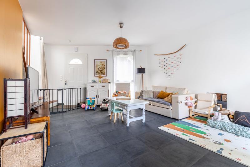 Maison - 88 m² - 4 pièces