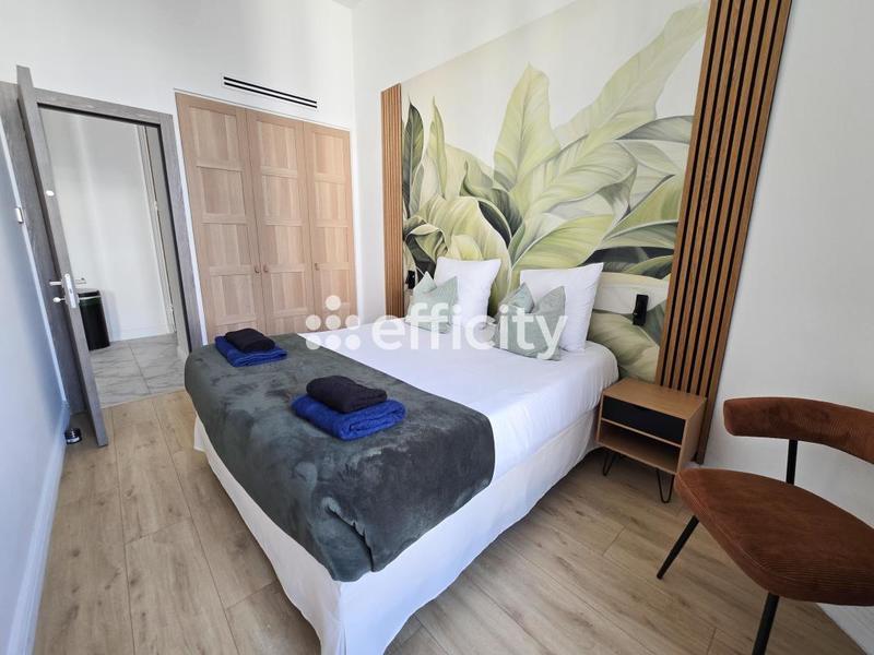 Appartement - 75 m² - 3 pièces