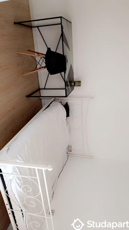 Chambre - 14 m² - 1 pièce