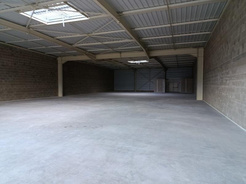 Local commercial - 700 m²
