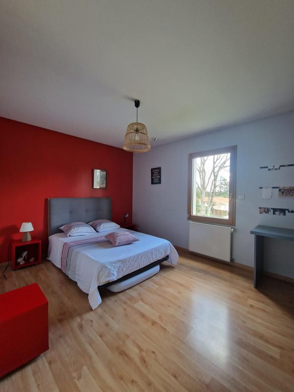 Maison contemporaine - 202 m² - 7 pièces