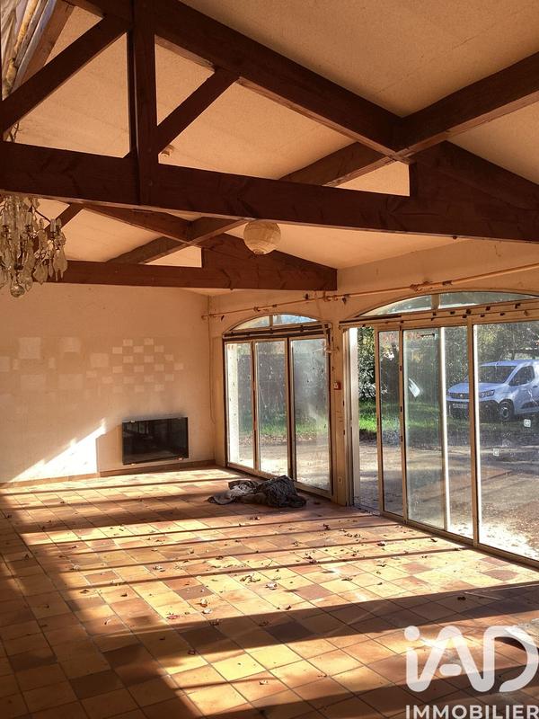 Maison - 600 m² - 8 pièces