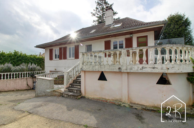 Maison - 150 m² - 7 pièces