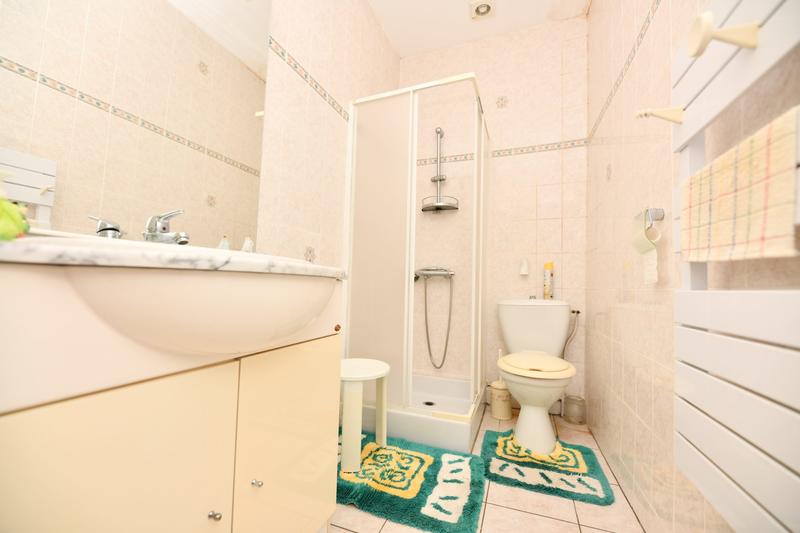 Maison - 93 m² - 5 pièces