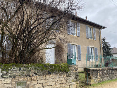 Maison - 142 m² - 6 pièces