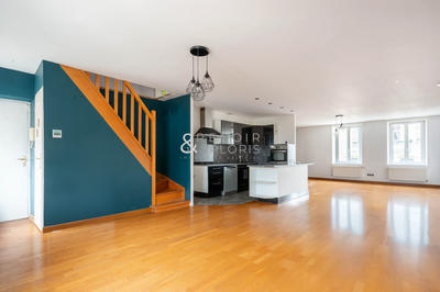 Appartement - 109 m² - 6 pièces